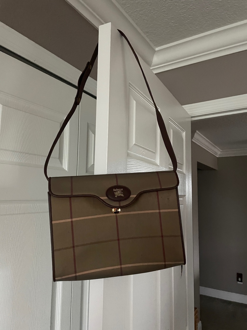 Vintage Burberry Beige and Brown Shoulder Bag with COA - Picture 6 of 8
